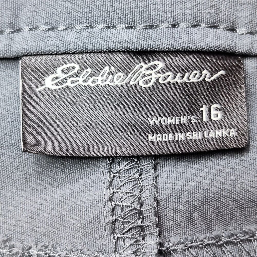 Eddie Bauer Women's Size 16 Hiking Shorts Gray Stretch Nylon Zip Pocket Outdoor - Picture 8 of 9